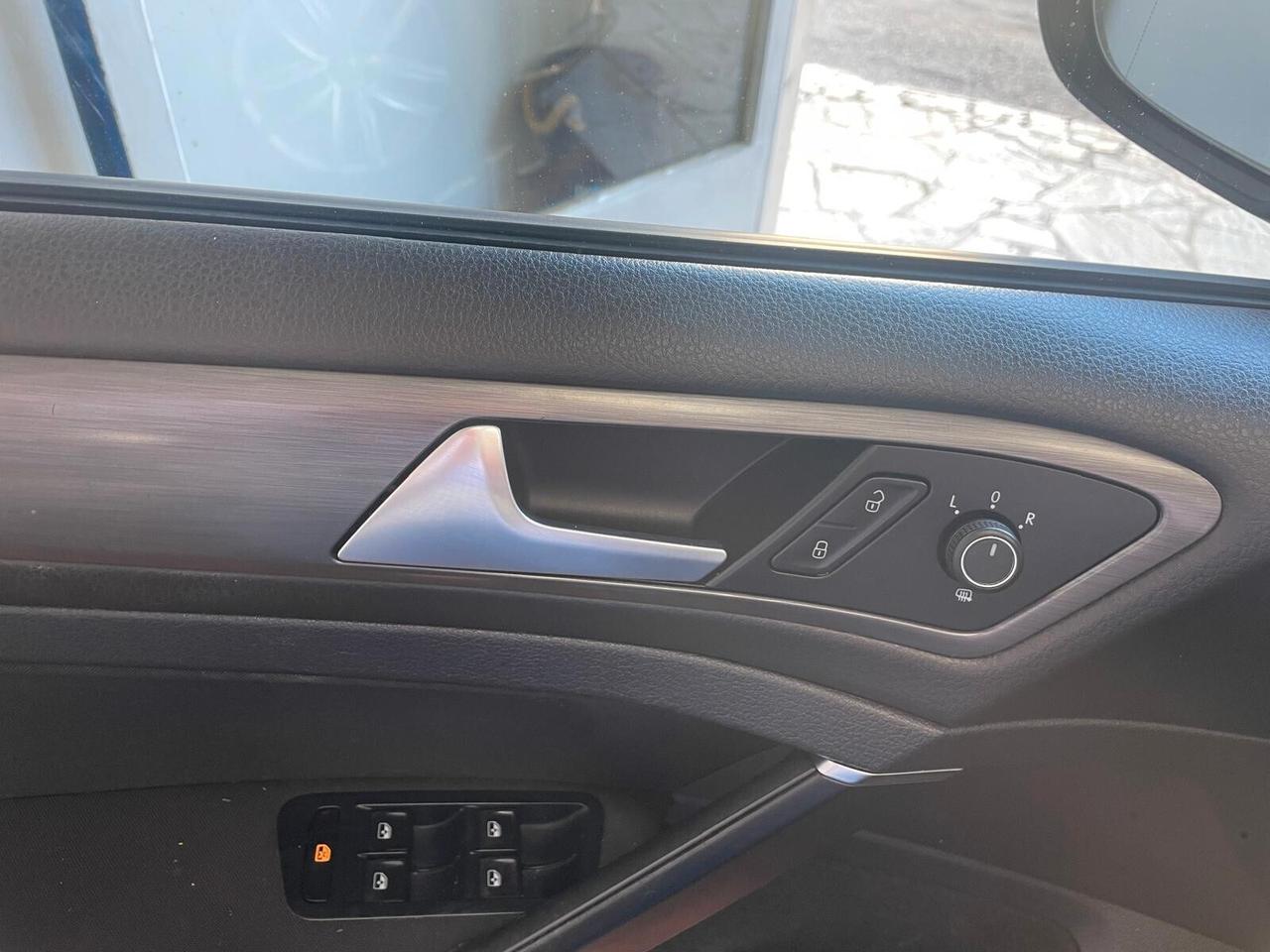 Volkswagen Golf 1.0 TSI 110 CV DSG 5p. BlueMotion Technology