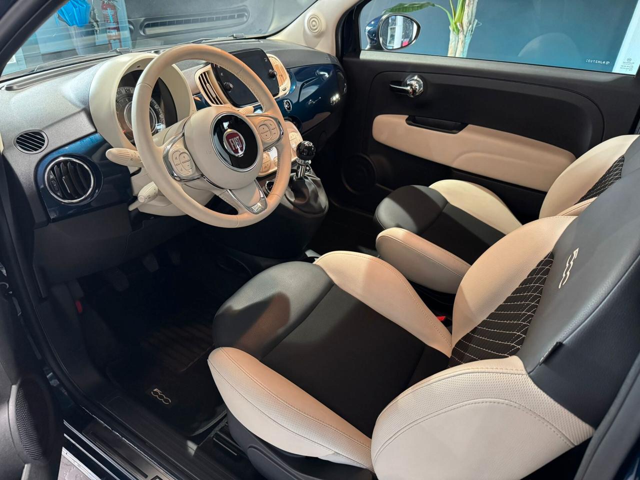 Fiat 500 C 1.0 Hybrid Dolcevita