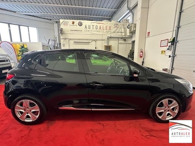 RENAULT - Clio 5p 1.2 Wave 75cv