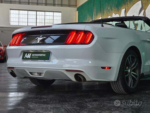 Ford Mustang 3.7 V6 Cabrio