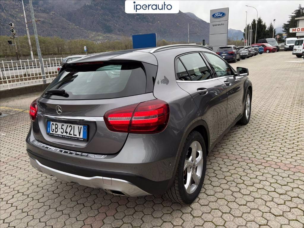 MERCEDES GLA 220 Sport 4matic auto del 2019