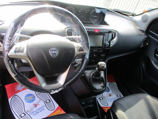 LANCIA Ypsilon 1.0 FireFly 5 porte S&S Hybrid Ecochic Gold