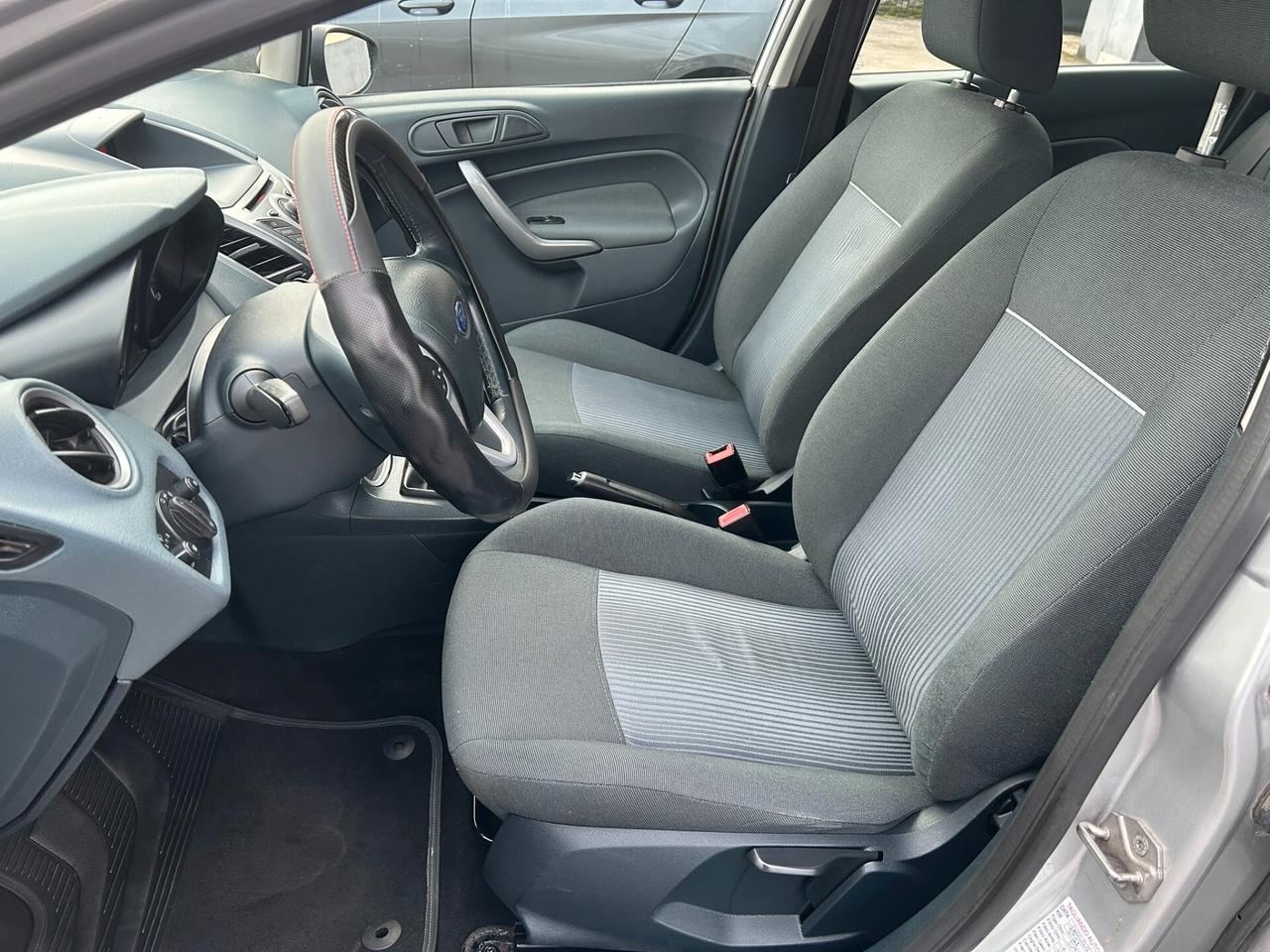 FORD FIESTA 1.2 82CV Ikon 5p. - OK NEOPATENTATI