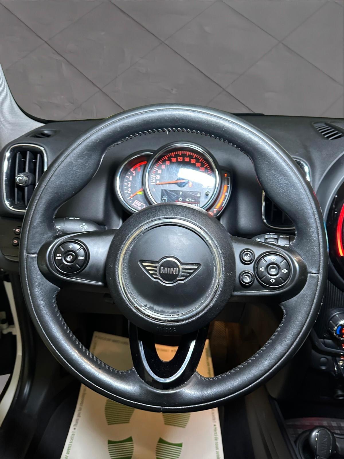 Mini Cooper Countryman (F60) 1.5 Hype auto 7m