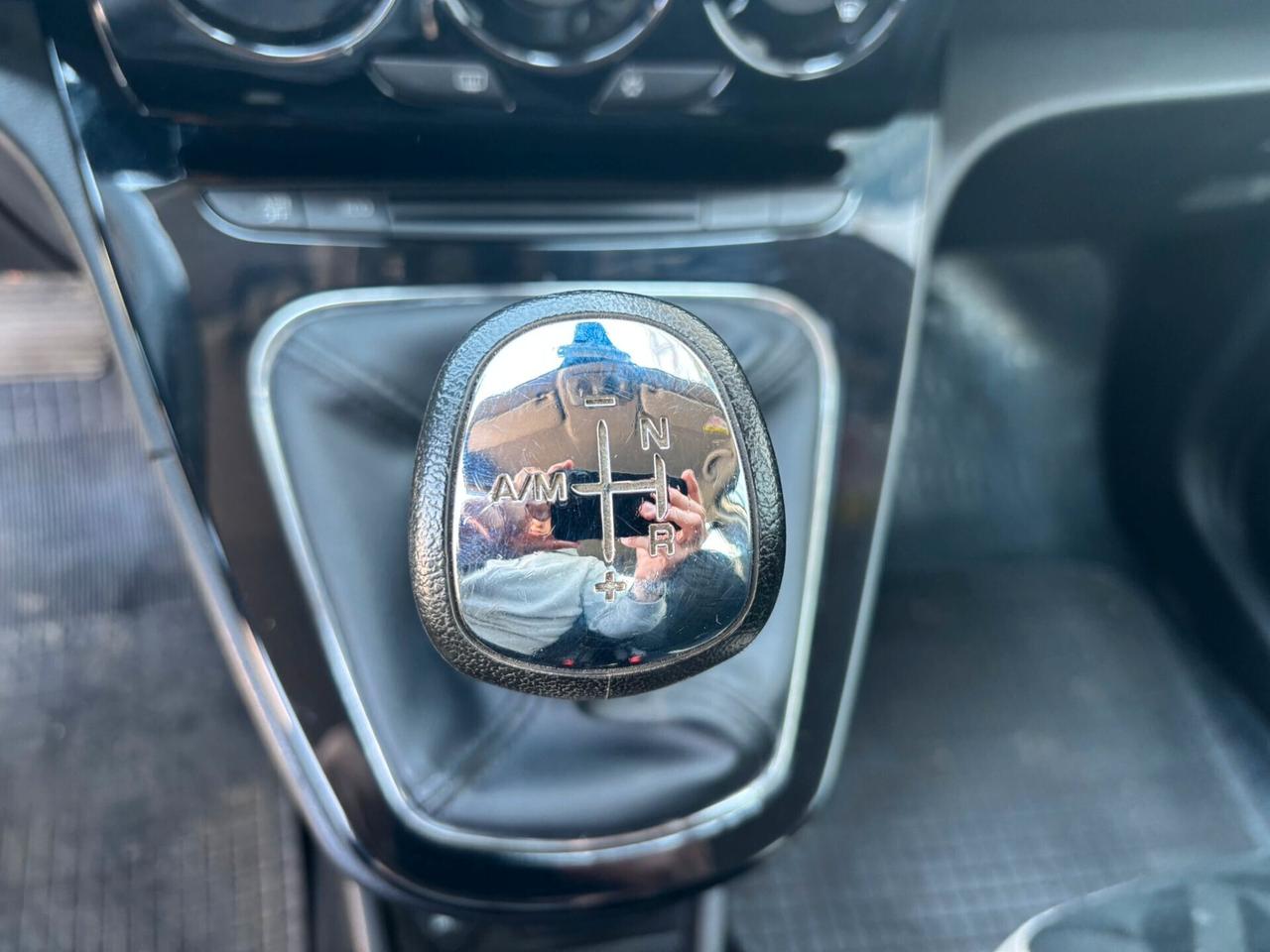 Lancia Ypsilon PLATINUM 0.9 TwinAir 85 CV DFN 5p.
