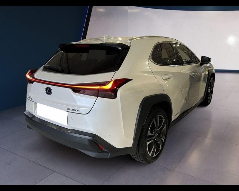 Lexus UX 2019 250h 2.0 Luxury 2wd cvt my20