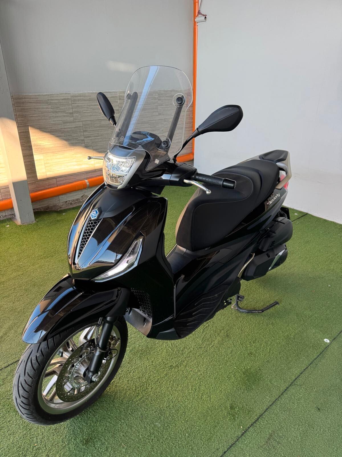 Piaggio Beverly 400