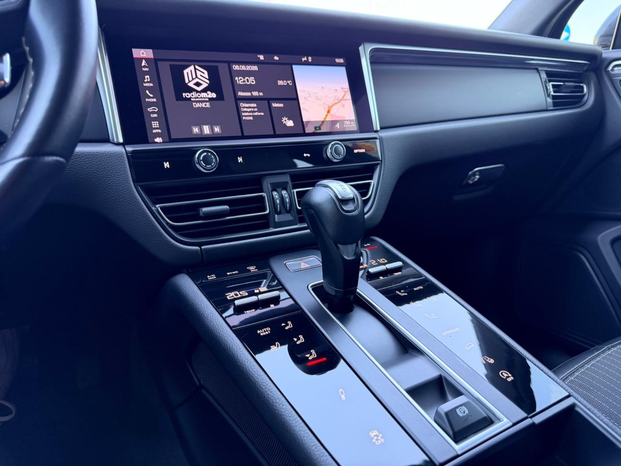 Porsche Macan 2.0 T 265cv Full tetto apribile in garanzia totale