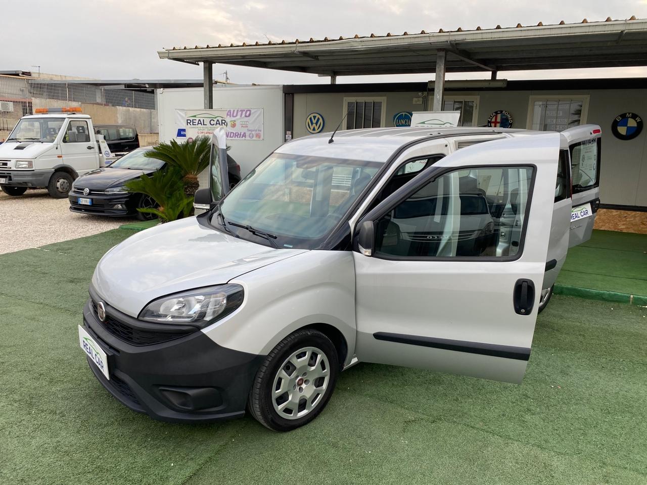 Fiat Doblo 1.6 Diesel Maxi Porte Posteriore Vettura