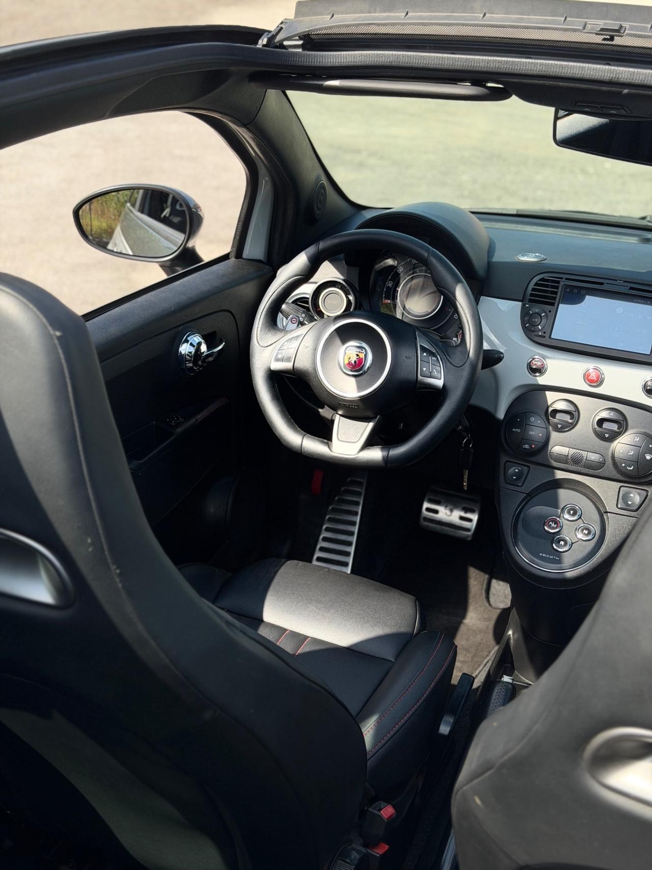 Abarth 500 C 1.4 Turbo T-Jet MTA Bicolore