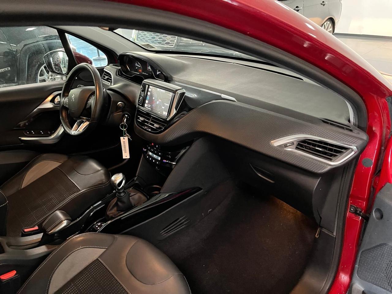 Peugeot 2008 BlueHDi 120 S&S Allure