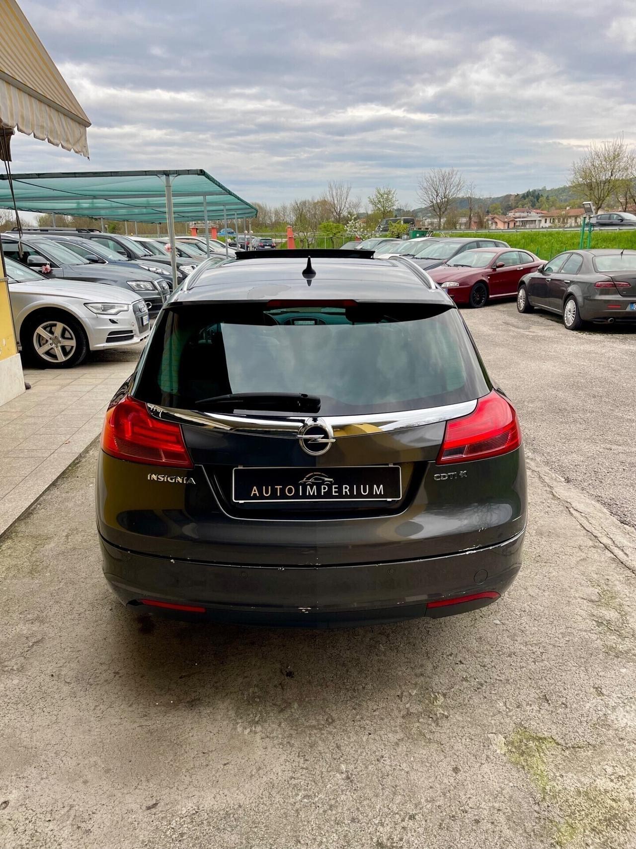 Opel Insignia 2.0CDTI 4x4 160CV SportsTourer Cosmo