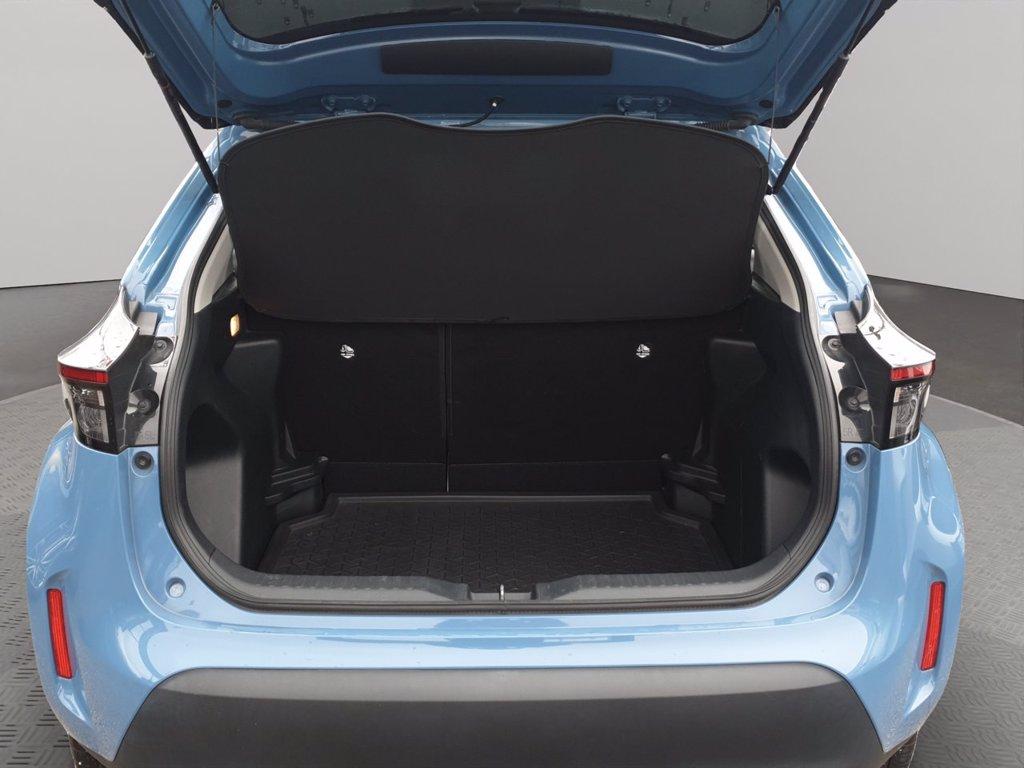 TOYOTA Yaris cross 1.5h active fwd 116cv e-cvt del 2022