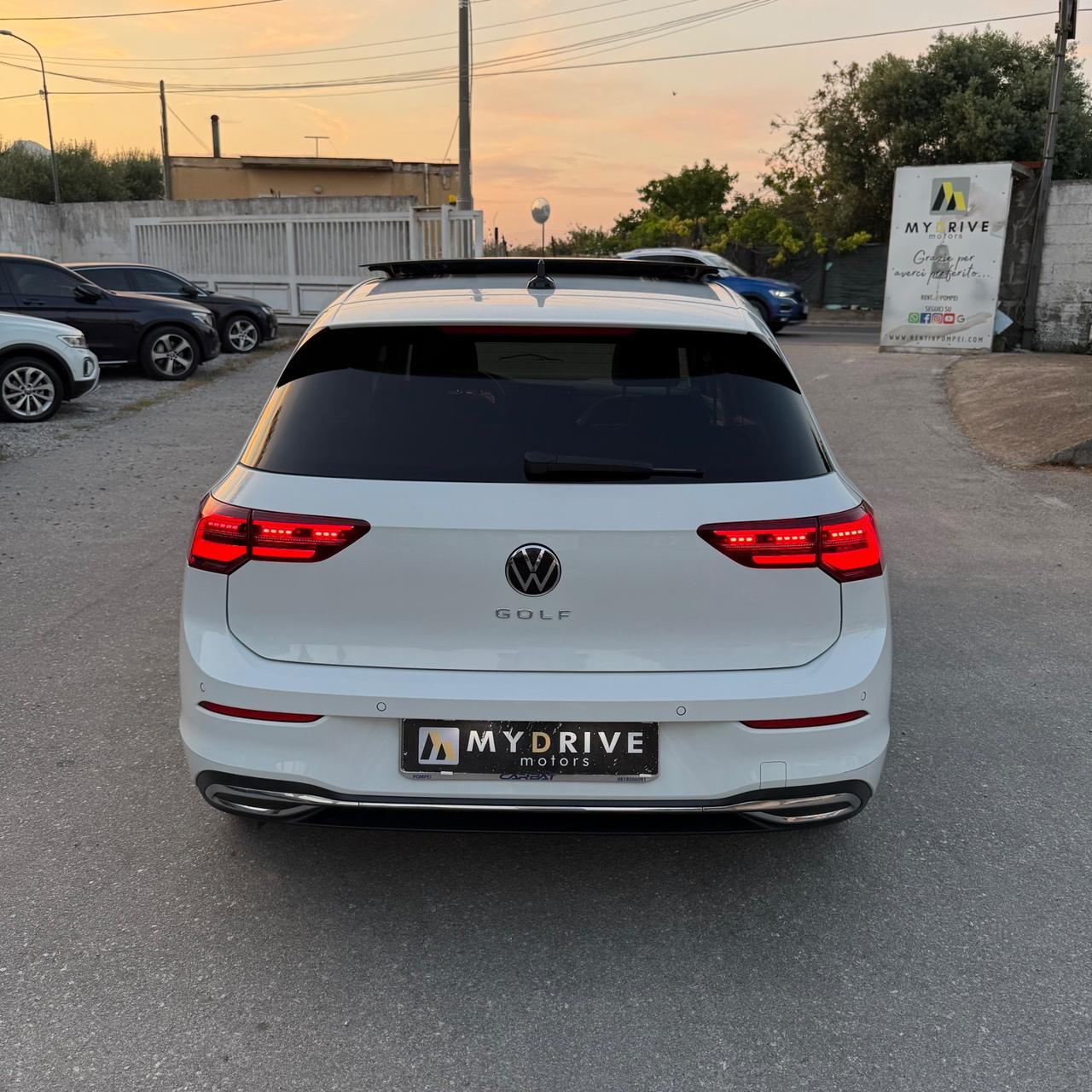 Volkswagen Golf 2.0 TDI DSG Move - Tetto Apribile