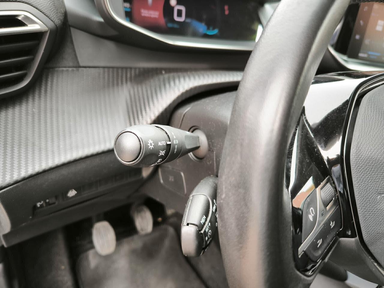 Peugeot 2008 PureTech Turbo 130 S&S Allure