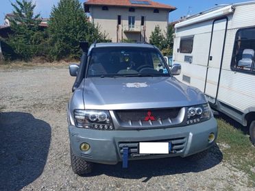 MITSUBISHI Pajero 3.2 16V DI-D 5p. GLX