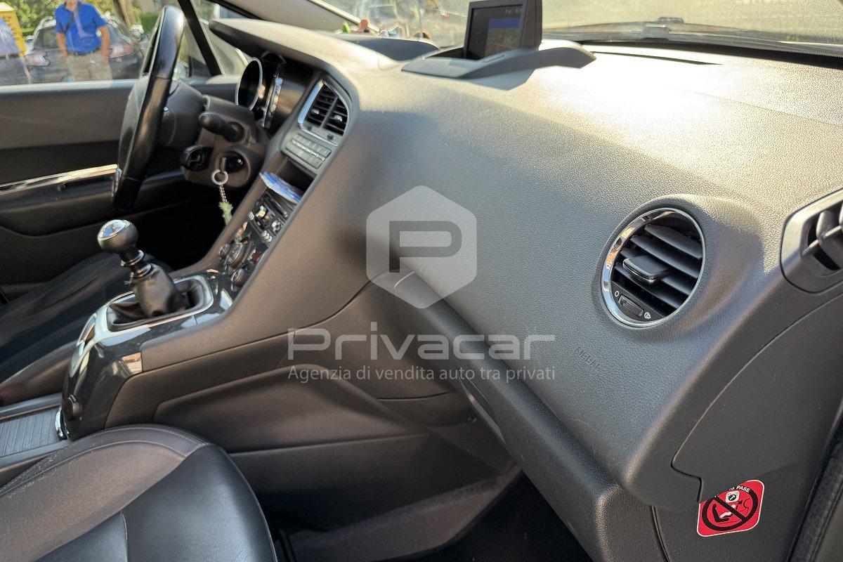 PEUGEOT 5008 2.0 HDi 150CV Business