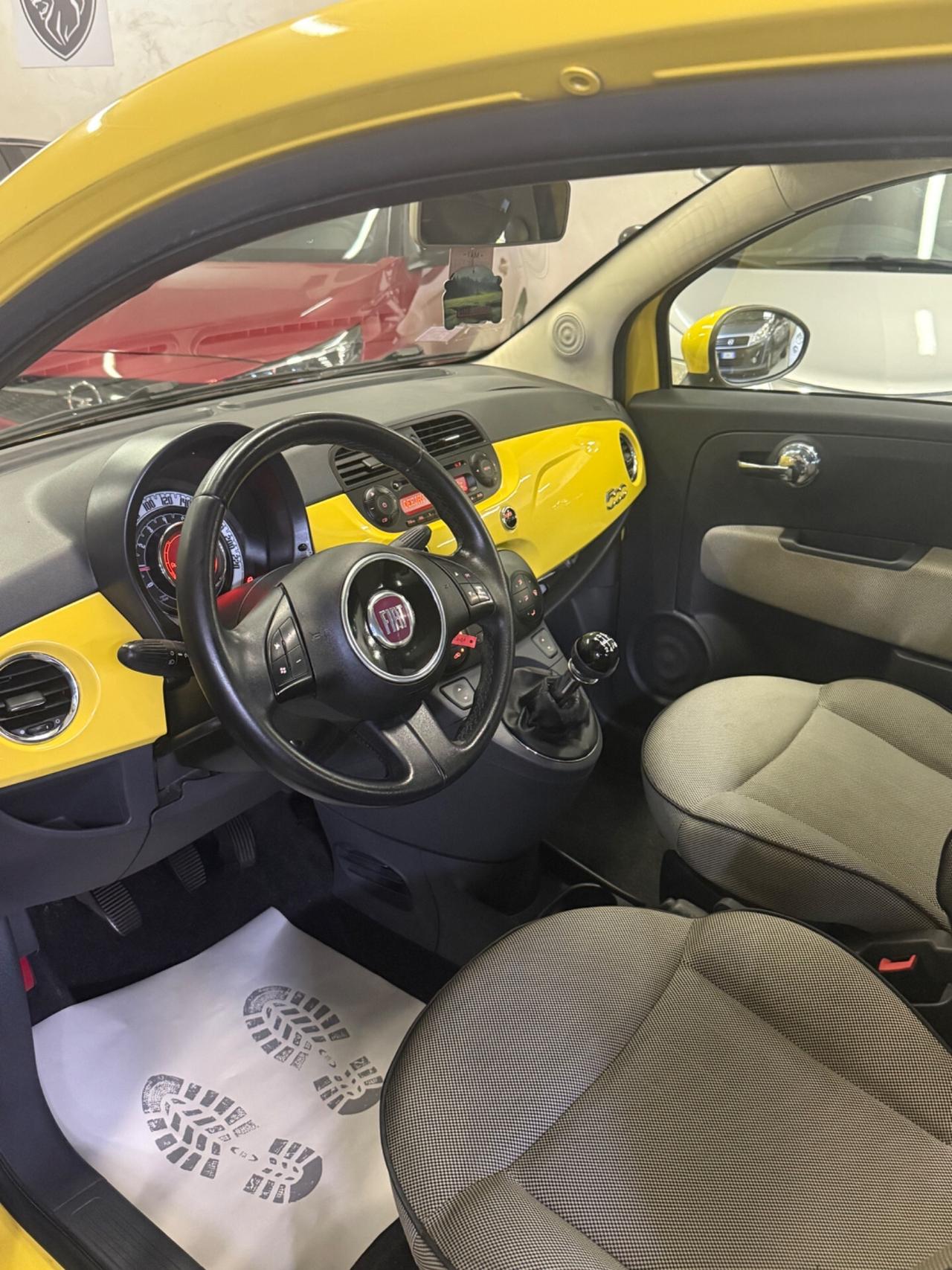 Fiat 500 1.2 Lounge