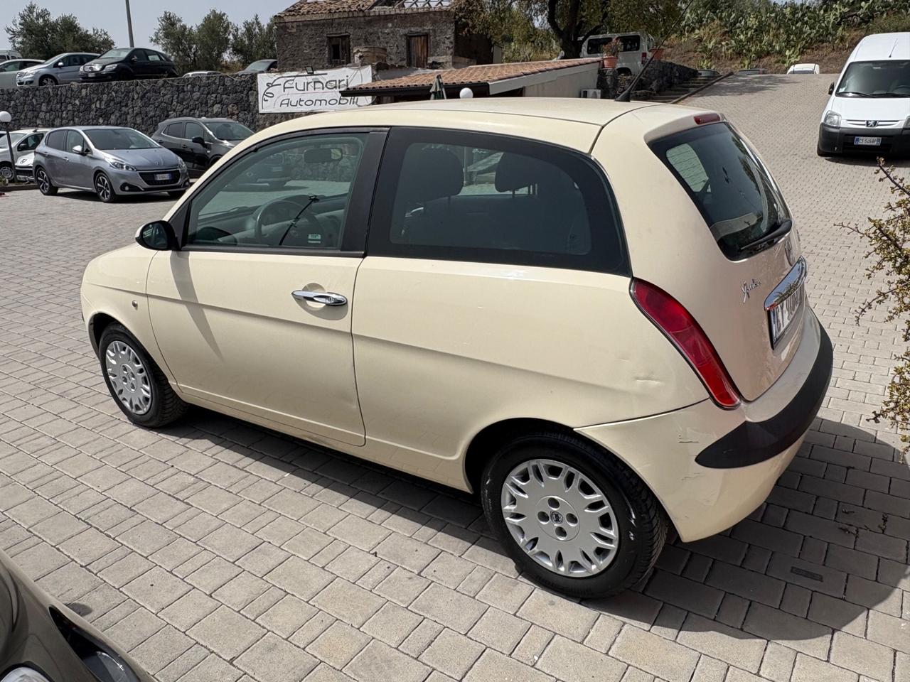 Lancia Ypsilon 1.3 Multijet 16V Argento