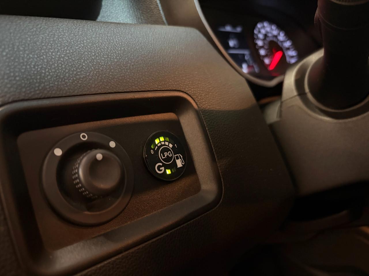 Dacia Duster 1.6 SCe GPL 4x2 Techroad