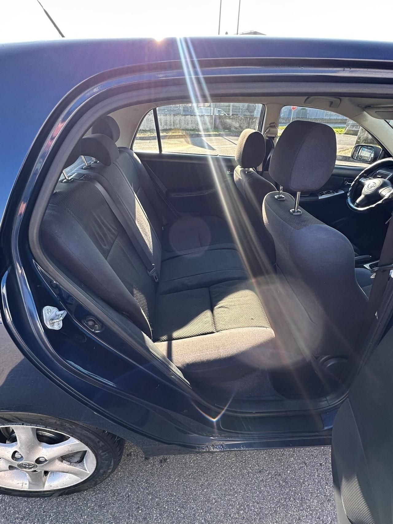 Toyota Corolla 1.6i 16V cat Station Wagon XLi