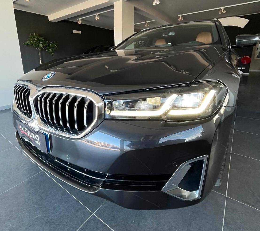 Bmw 530 530e xDrive Touring Luxury