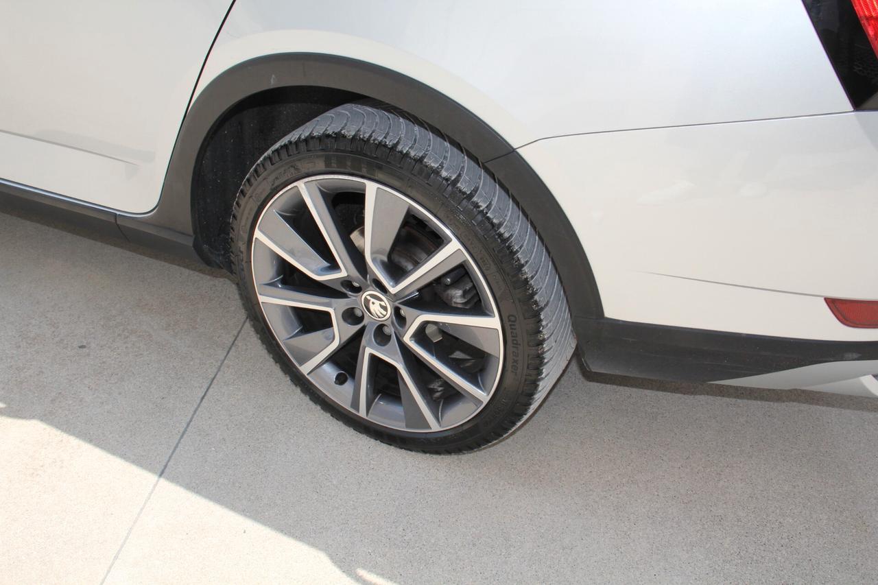 Skoda Fabia 1.0 TSI 110 CV DSG Twin Color Argento