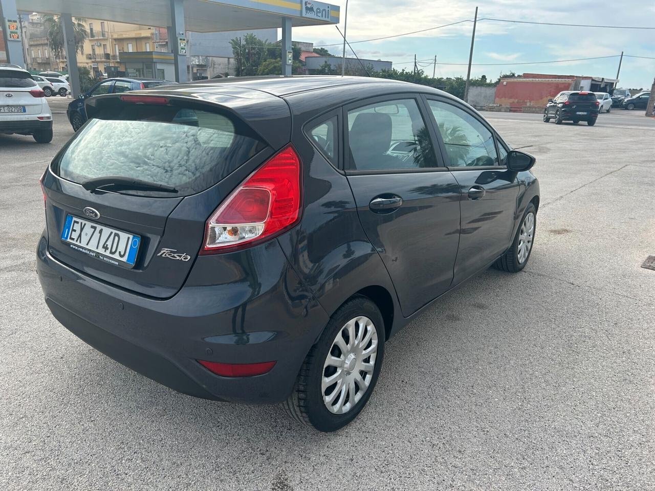 Ford Fiesta 1.5 TDCi 75CV 5 porte Titanium