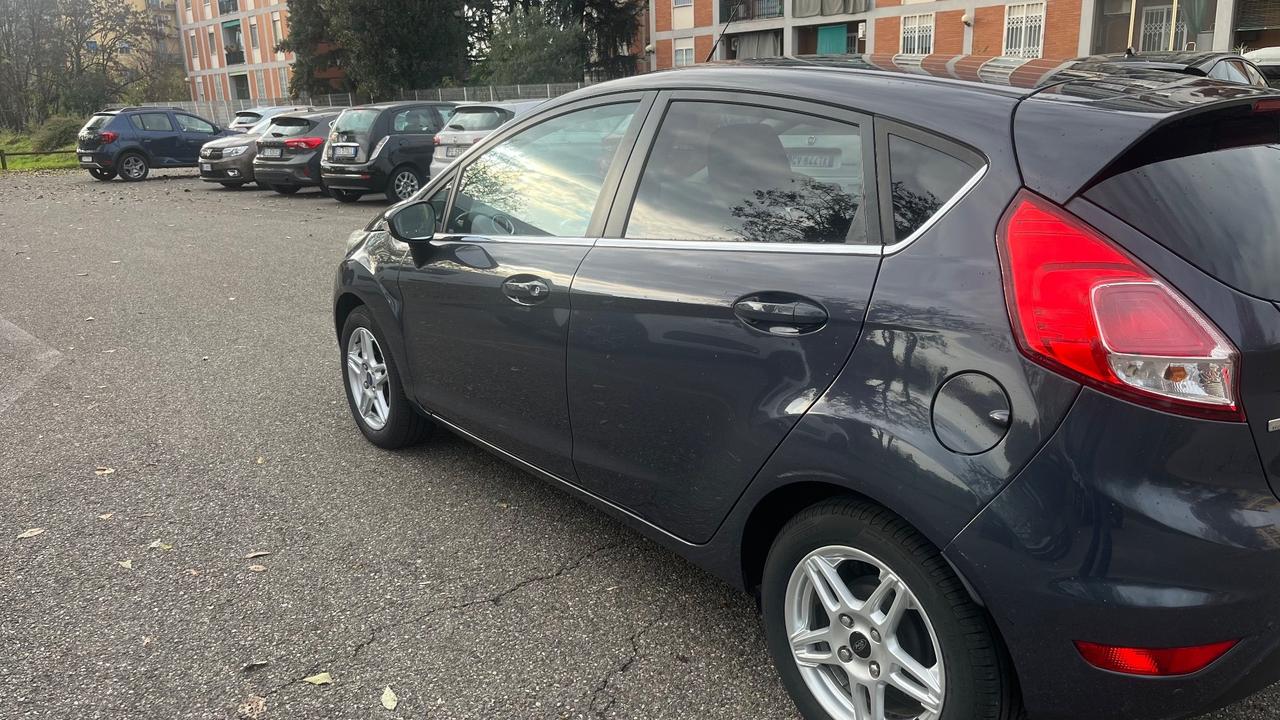 Ford Fiesta 1.2 60CV 5 porte Titanium
