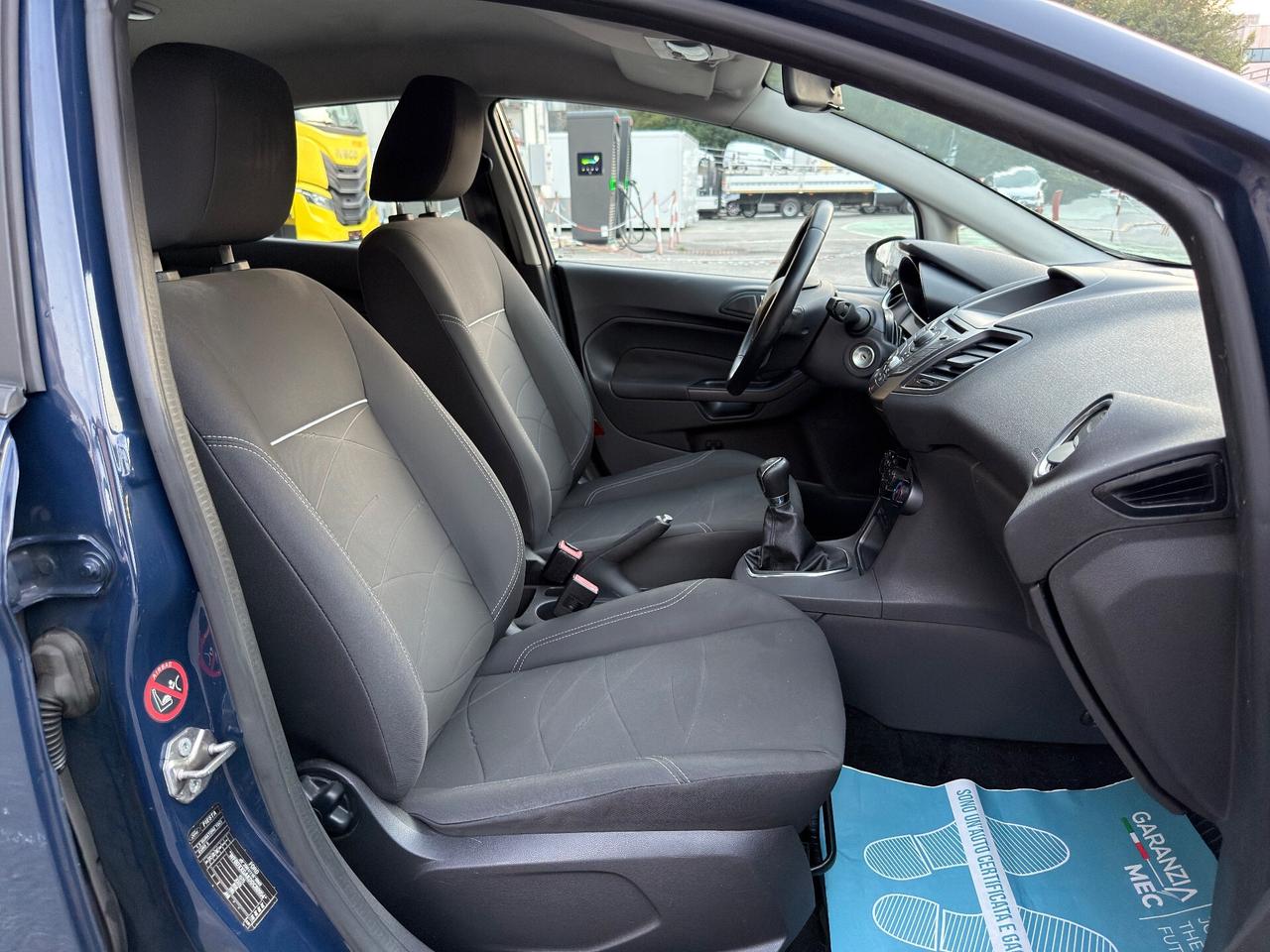 FORD FIESTA 1.5 TDCi 75CV 5 PORTE TITANIUM NEOPATENTATI