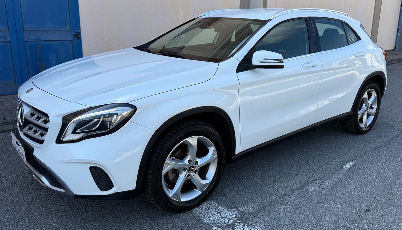 Mercedes-benz GLA 180 D Automatica 2018