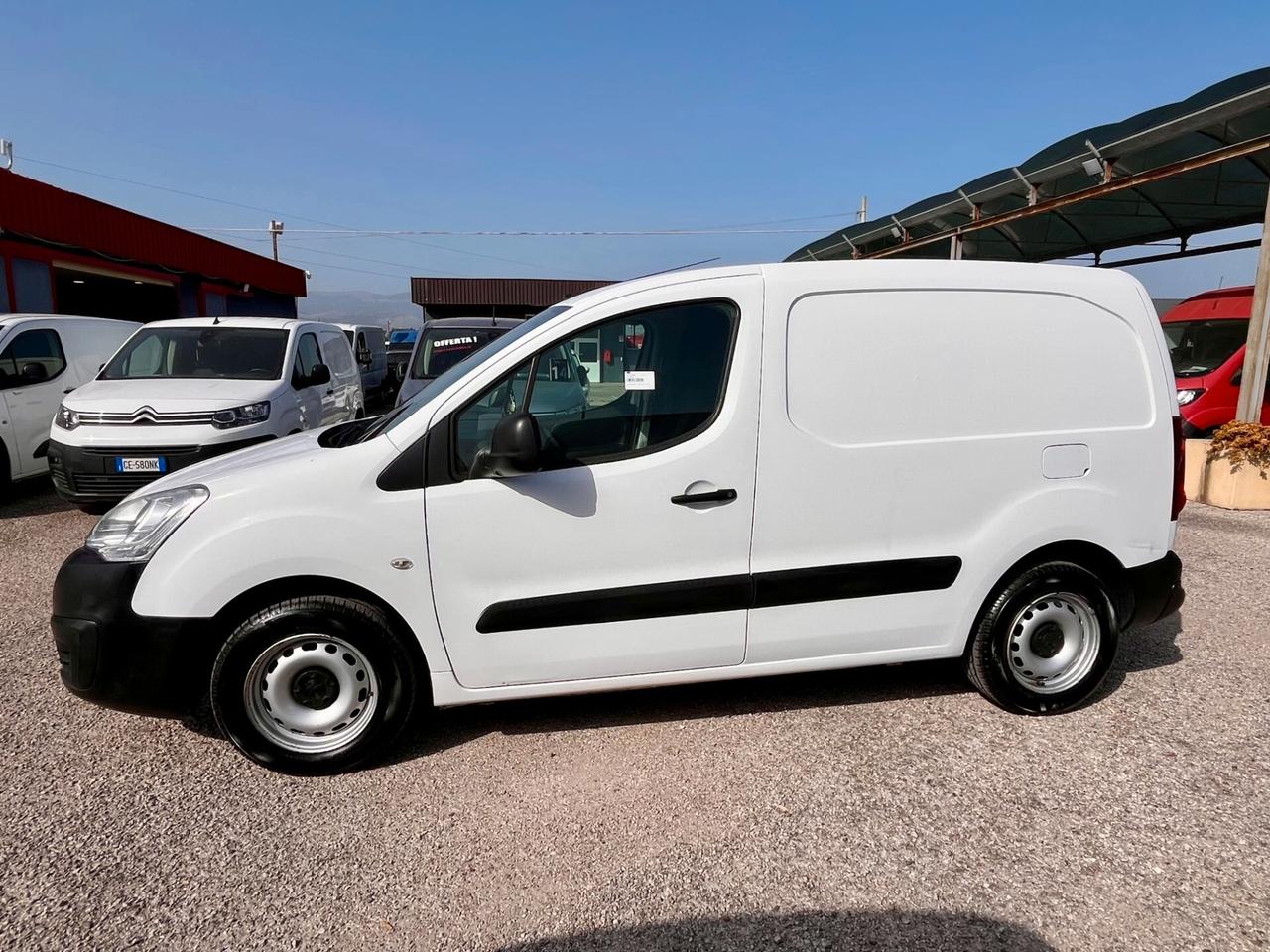 Peugeot PARTNER 1.6 BLUEHDi 75 CV PRO L1