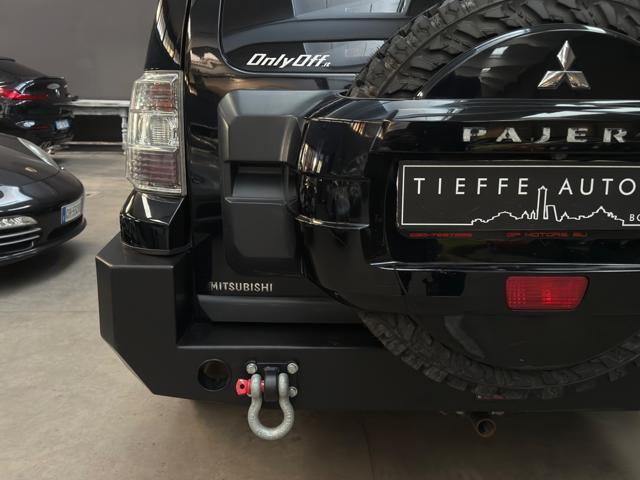 MITSUBISHI Pajero 3.8 V6 24V aut. 5p. Instyle *VEICOLO SPECIALE*