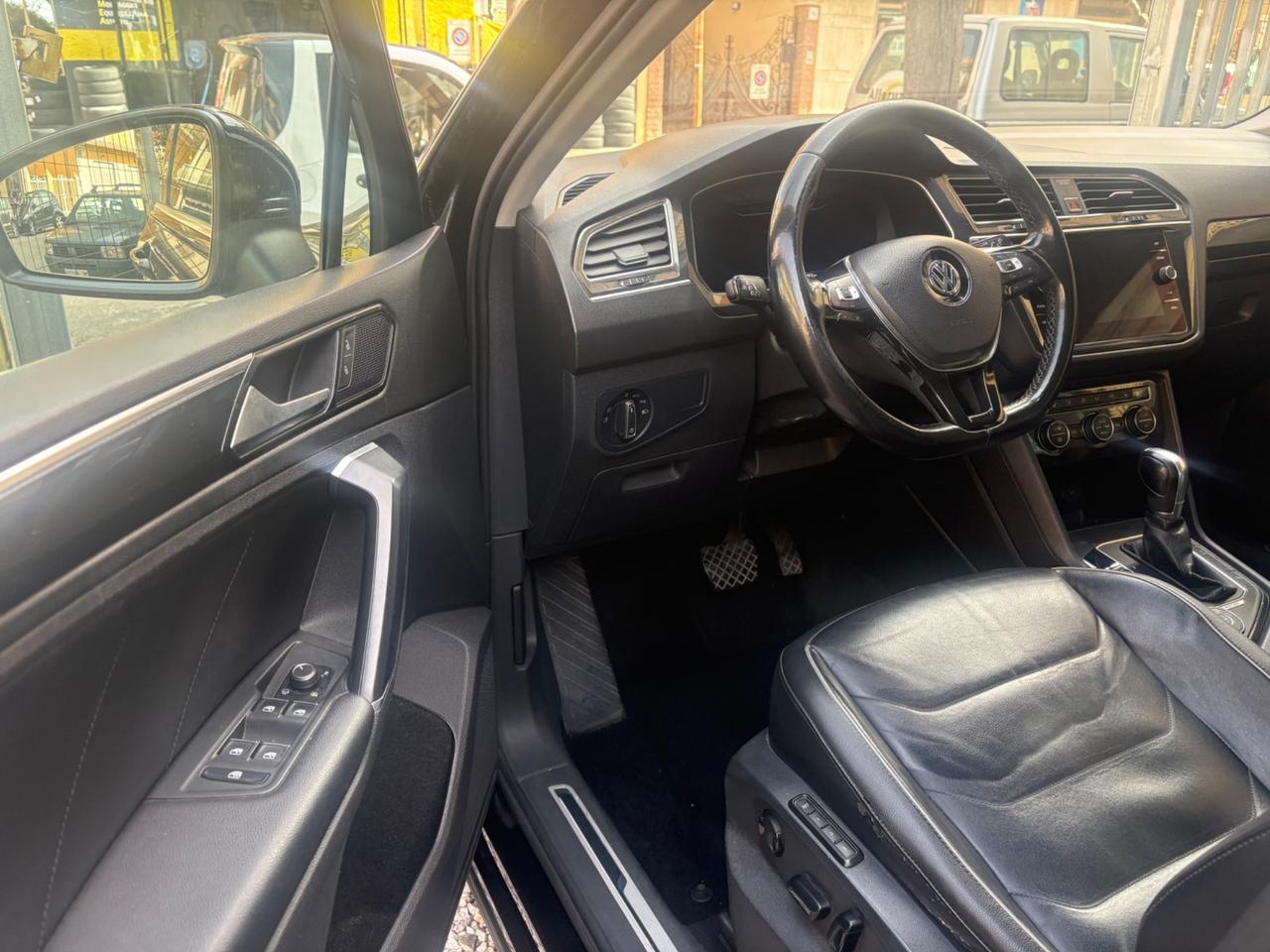 Volkswagen Tiguan 2.0 BiTDI SCR DSG 4MOTION R-Line BMT