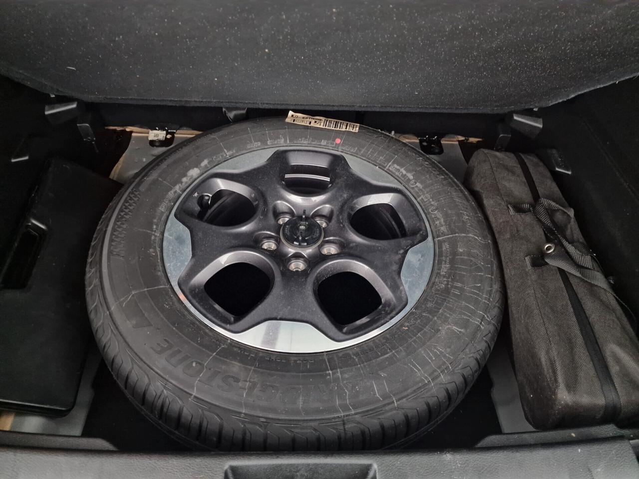 Jeep Renegade 4x4 MT6