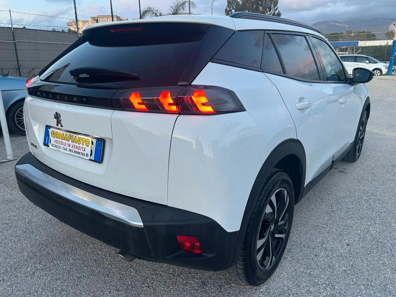 Peugeot 2008 1.5BlueHDi 110 cv 2021