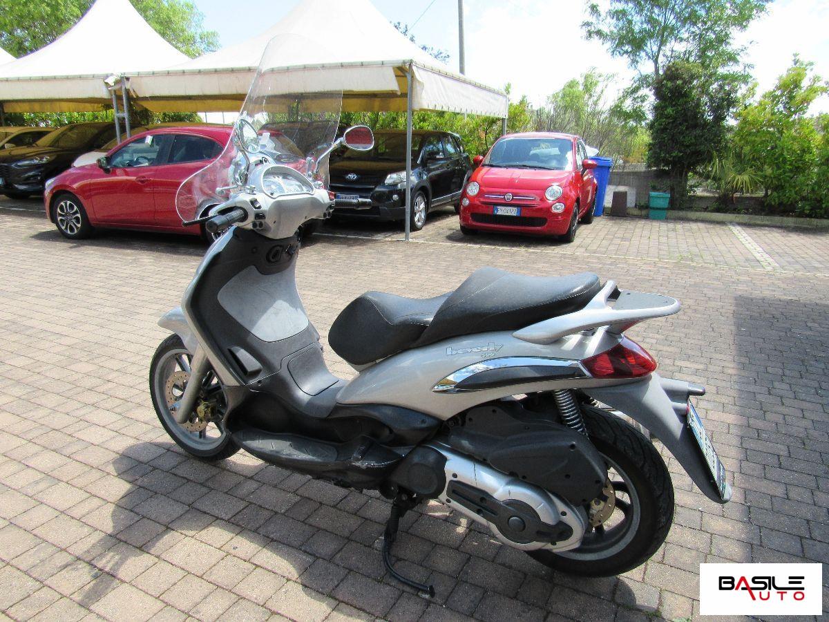Piaggio - Beverly 500 -