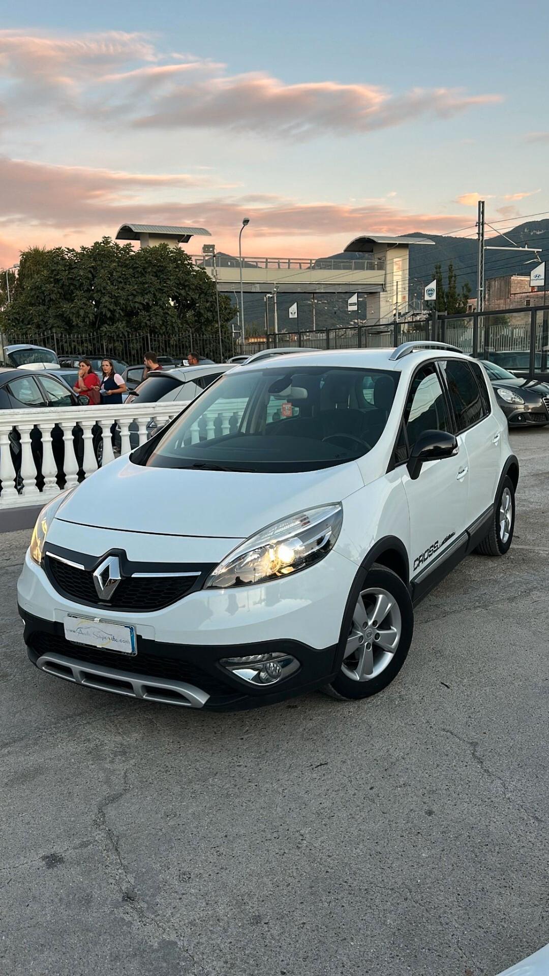 Renault Scenic Scénic XMod Cross 1.5 dCi 110CV Start&Stop Energy