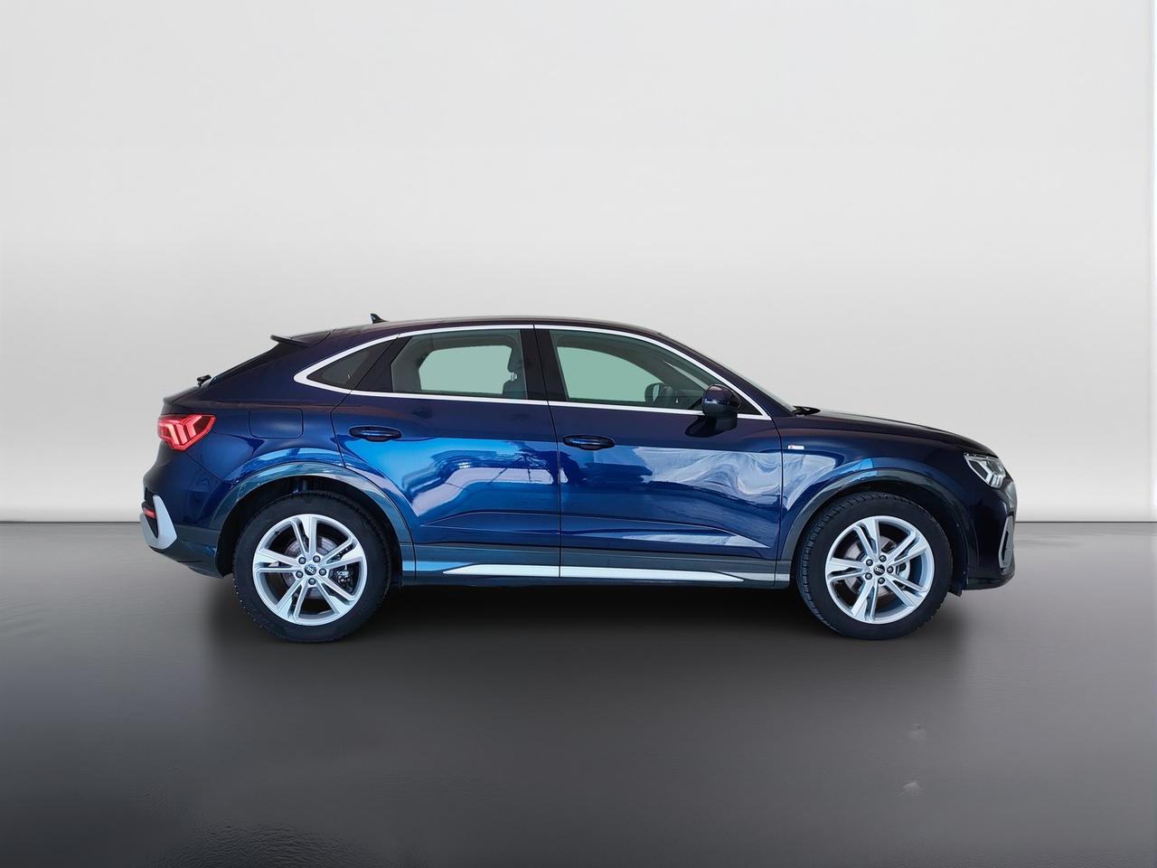 AUDI Q3 I 2019 Sportback - Q3 Sportback 35 1.5 tfsi mhev S line edition 150cv s-tronic