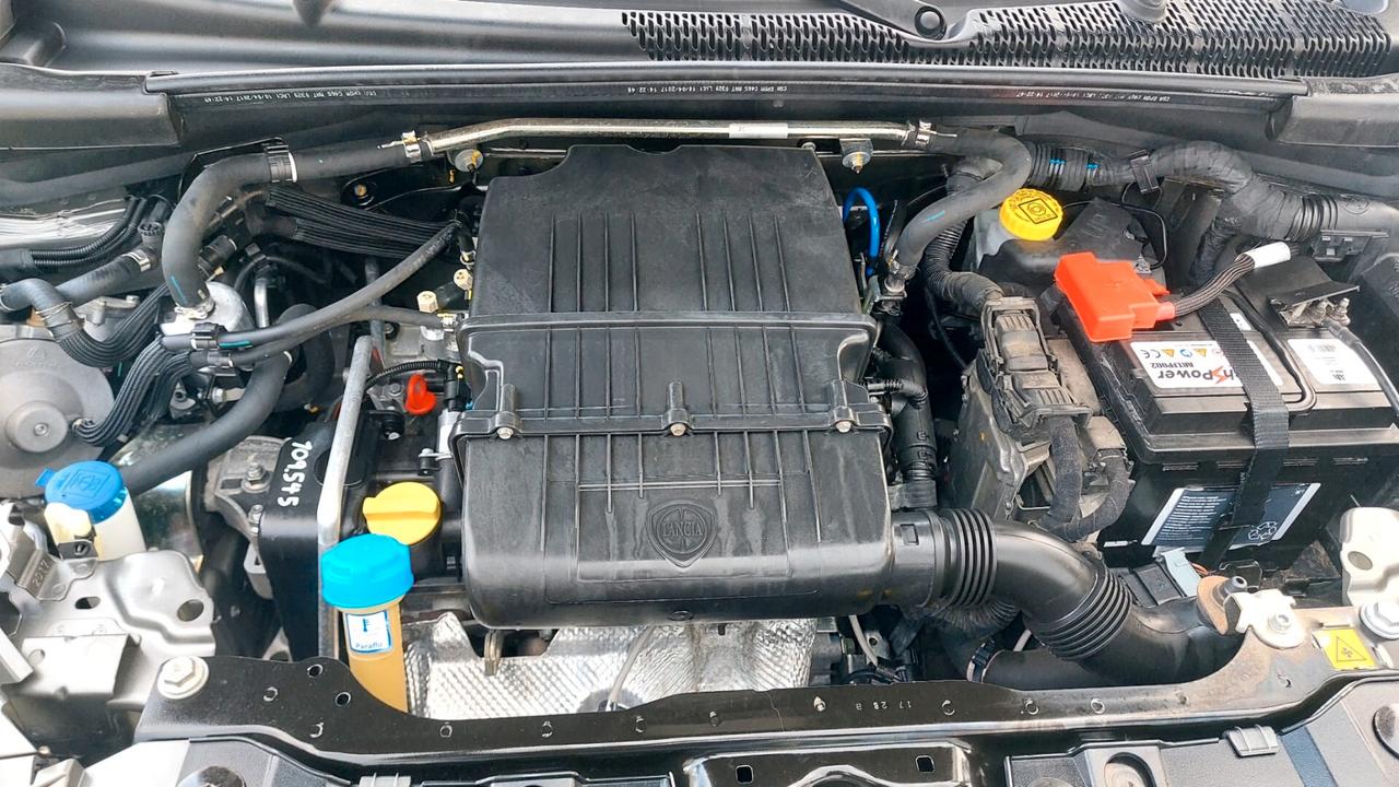 Lancia Ypsilon 1.2 69 CV 5 porte GPL Ecochic Gold