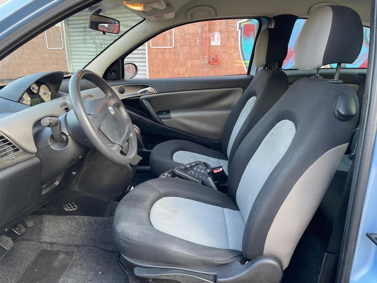 Lancia Ypsilon 1.2 Argento