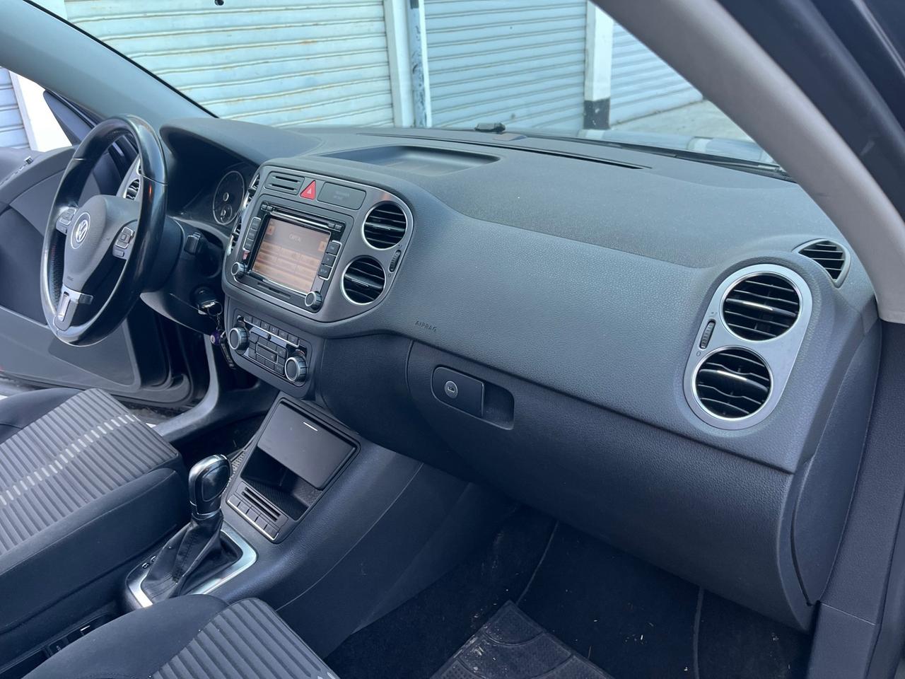 Volkswagen Tiguan 2.0 TDI DPF 4MOTION DSG Sport & Style