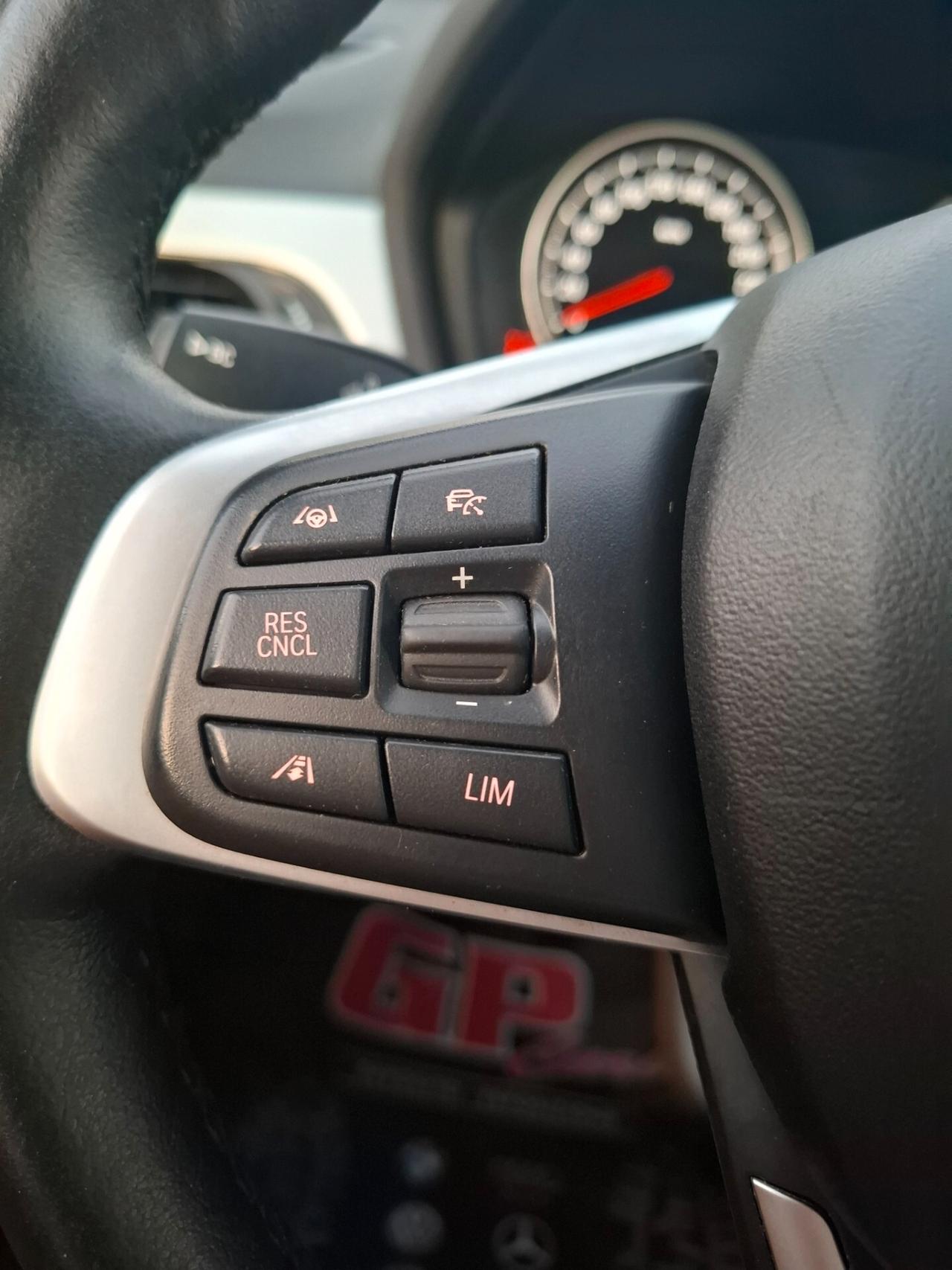 Bmw X1-20d- xLine TETTO*PELLE*LED