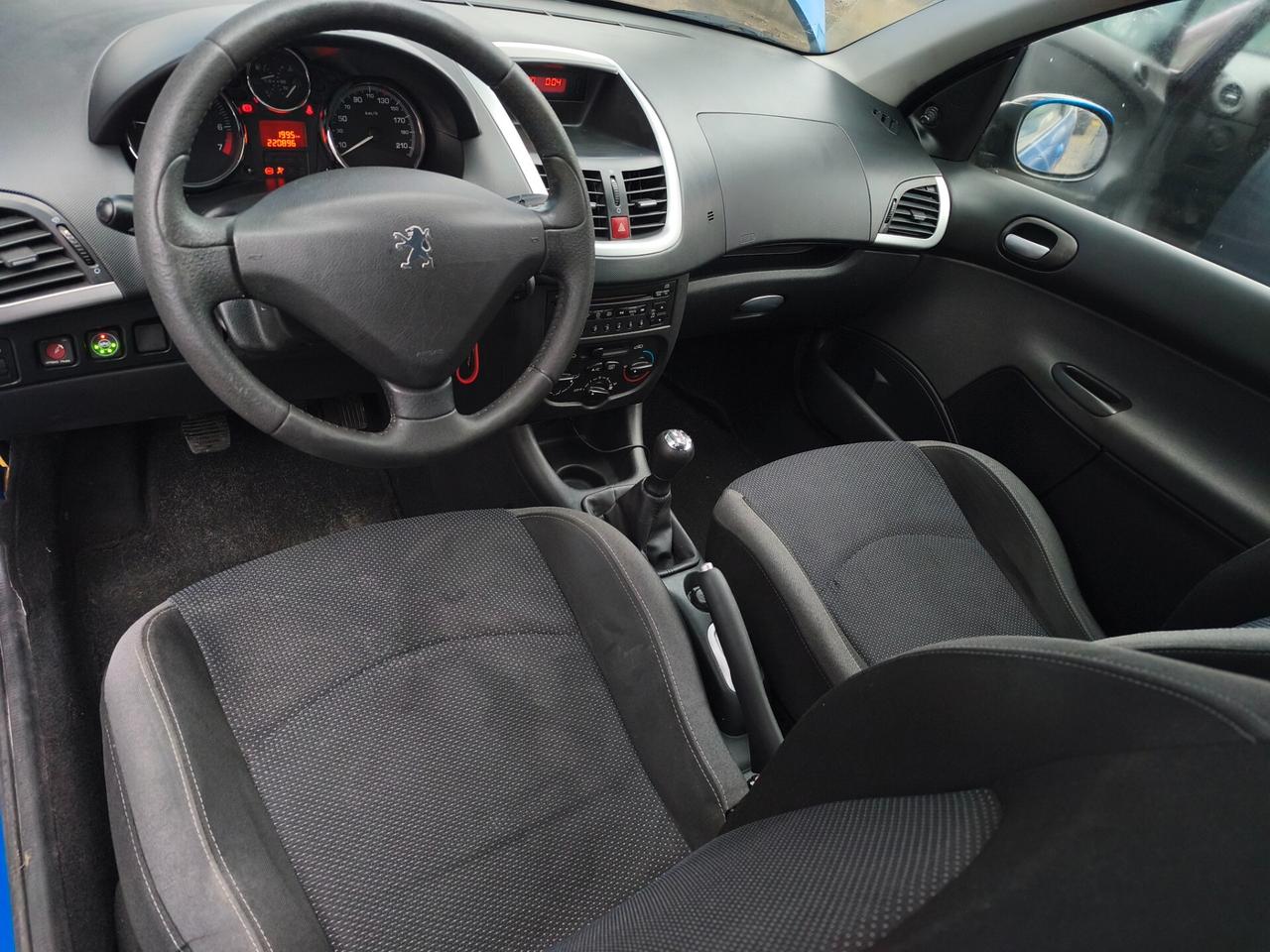 Peugeot 206 Plus 1.1 GPL testata nuova