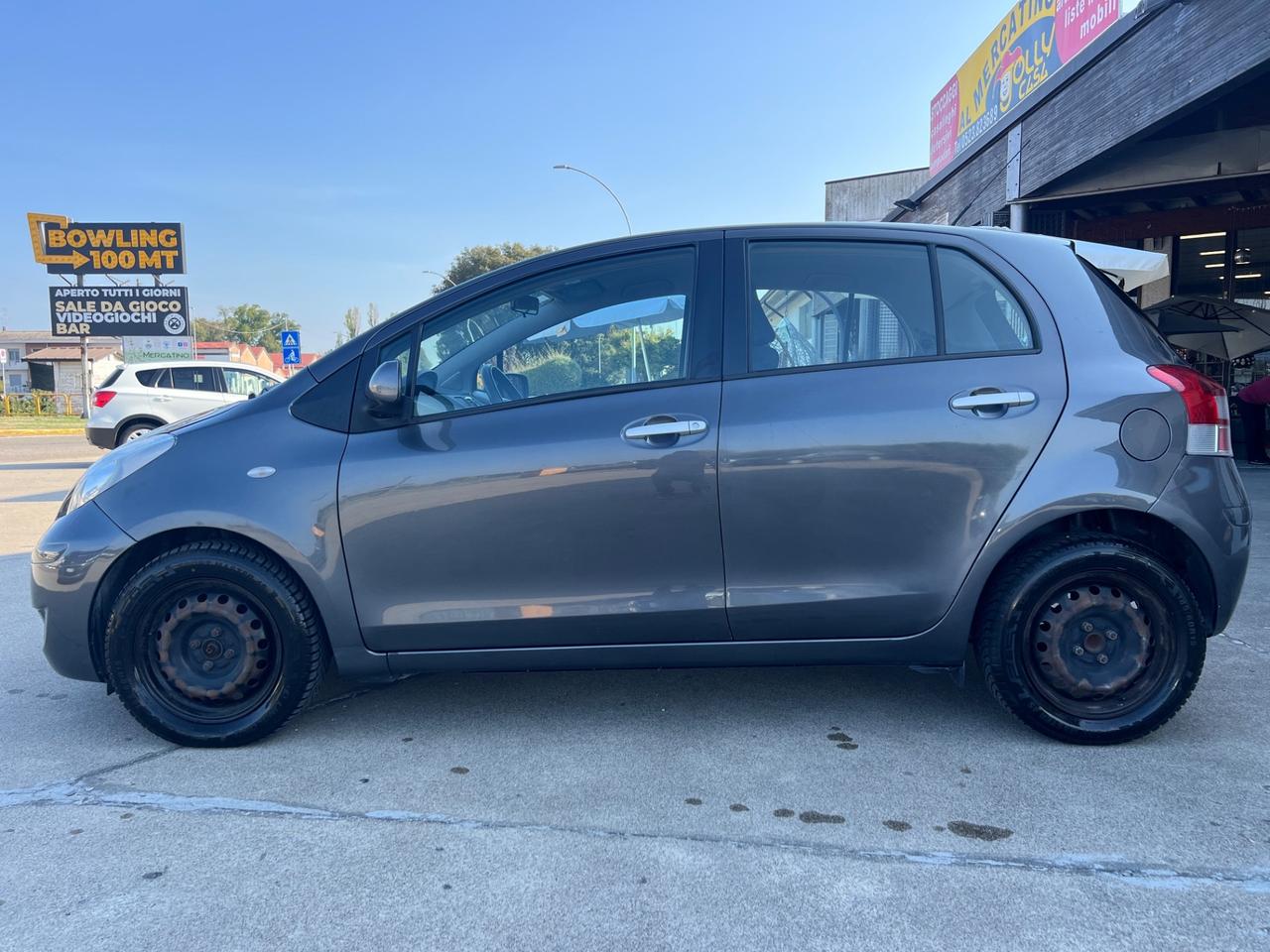 Toyota Yaris 1.3 5 porte Sol