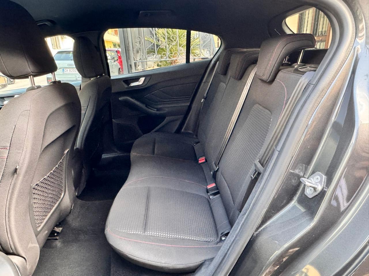 Ford Focus 1.5 EcoBlue 120 CV 5p. ST-Line