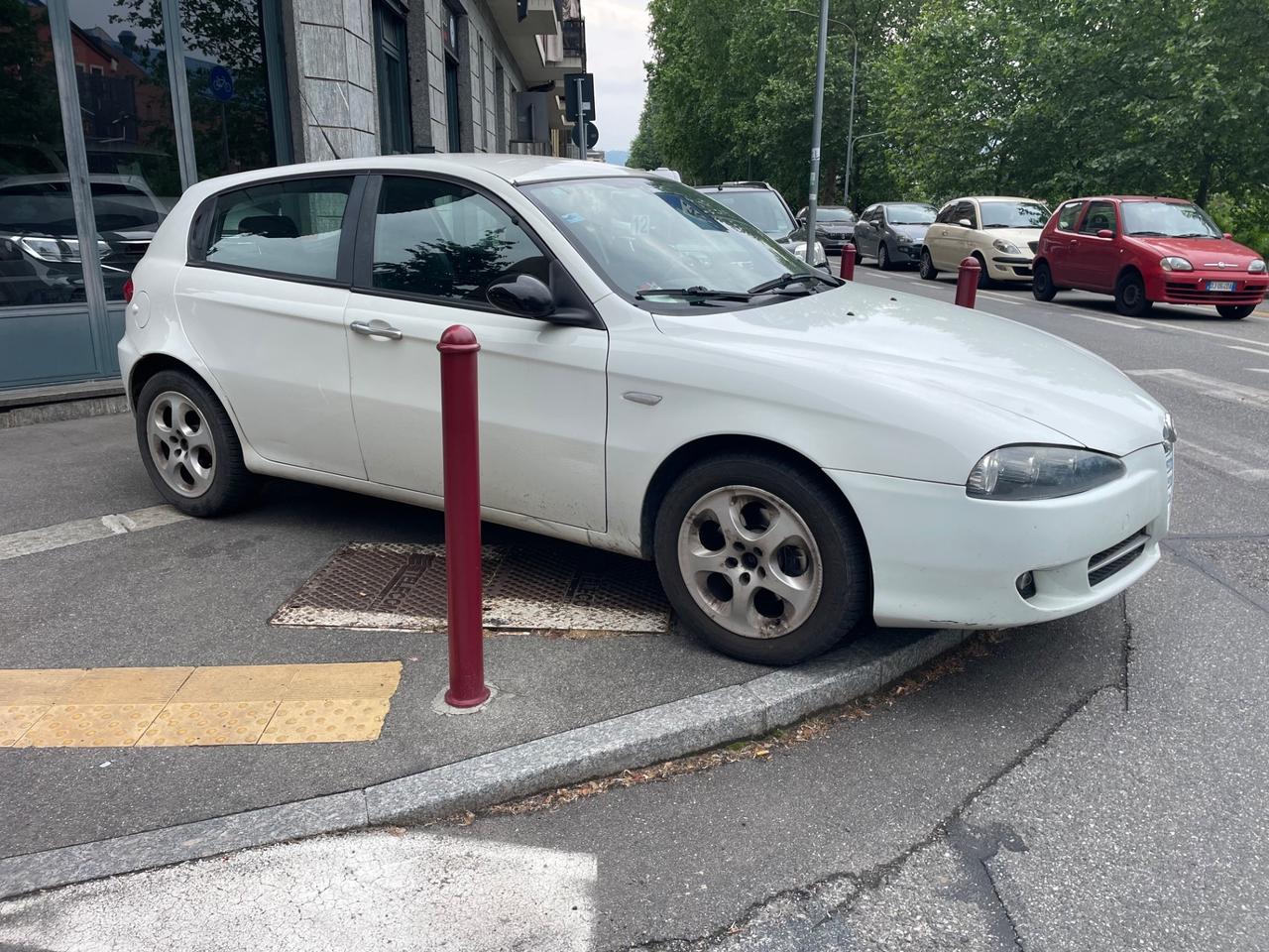 Alfa Romeo 147 1.6 16V 5p/1PROP/GARANZIA 12 MESI