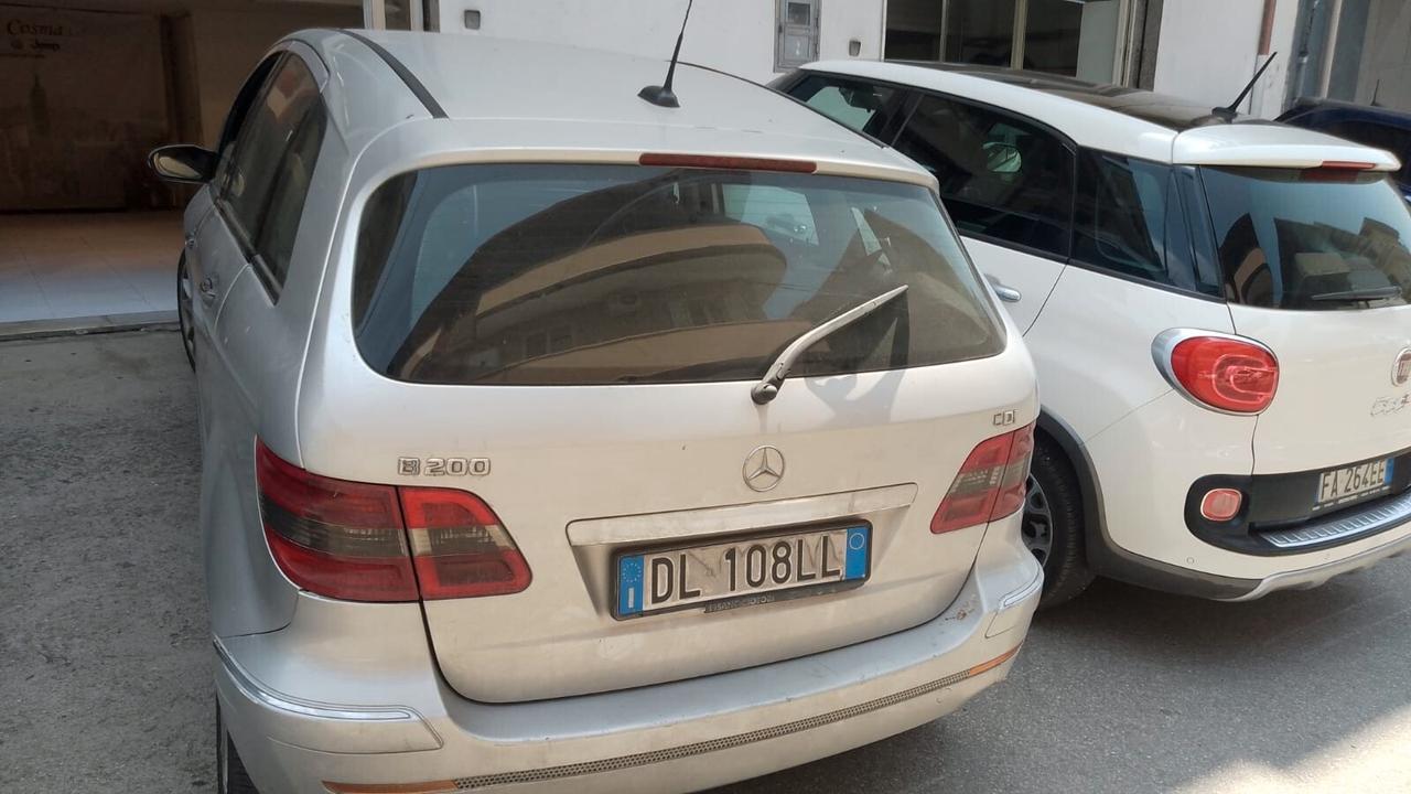 Mercedes-benz B 200 B 200 CDI Chrome-AUTO USATA -VISTA è PIACIUTA NELLO STATO IN CUI SI TROVA