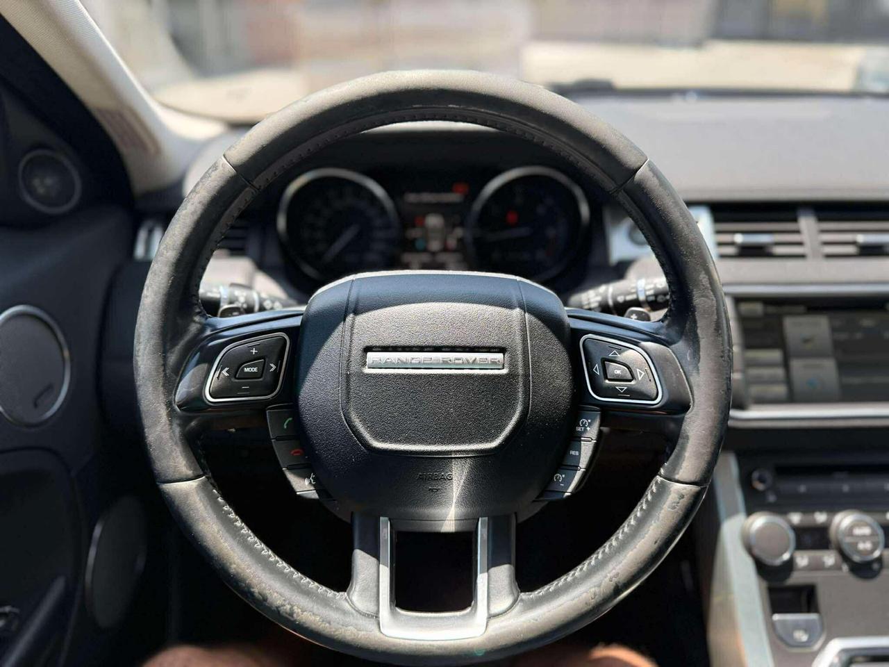 Land Rover Range Rover Evoque 2.2 TD4 5p. AUTOCARRO N1 !!!!