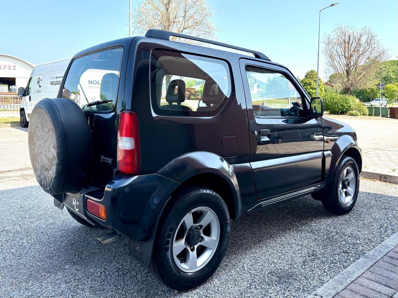 Suzuki Jimny 1.3i 16V cat 4WD JLX Più